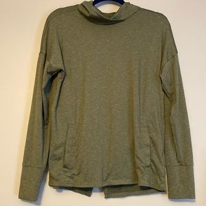 Columbia olive green sweatshirt